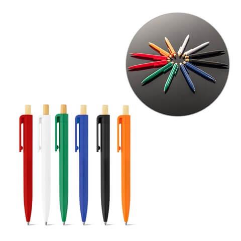 ZARA. Esferográfica em ABS reciclado (100% rABS) com ponteira em bambu