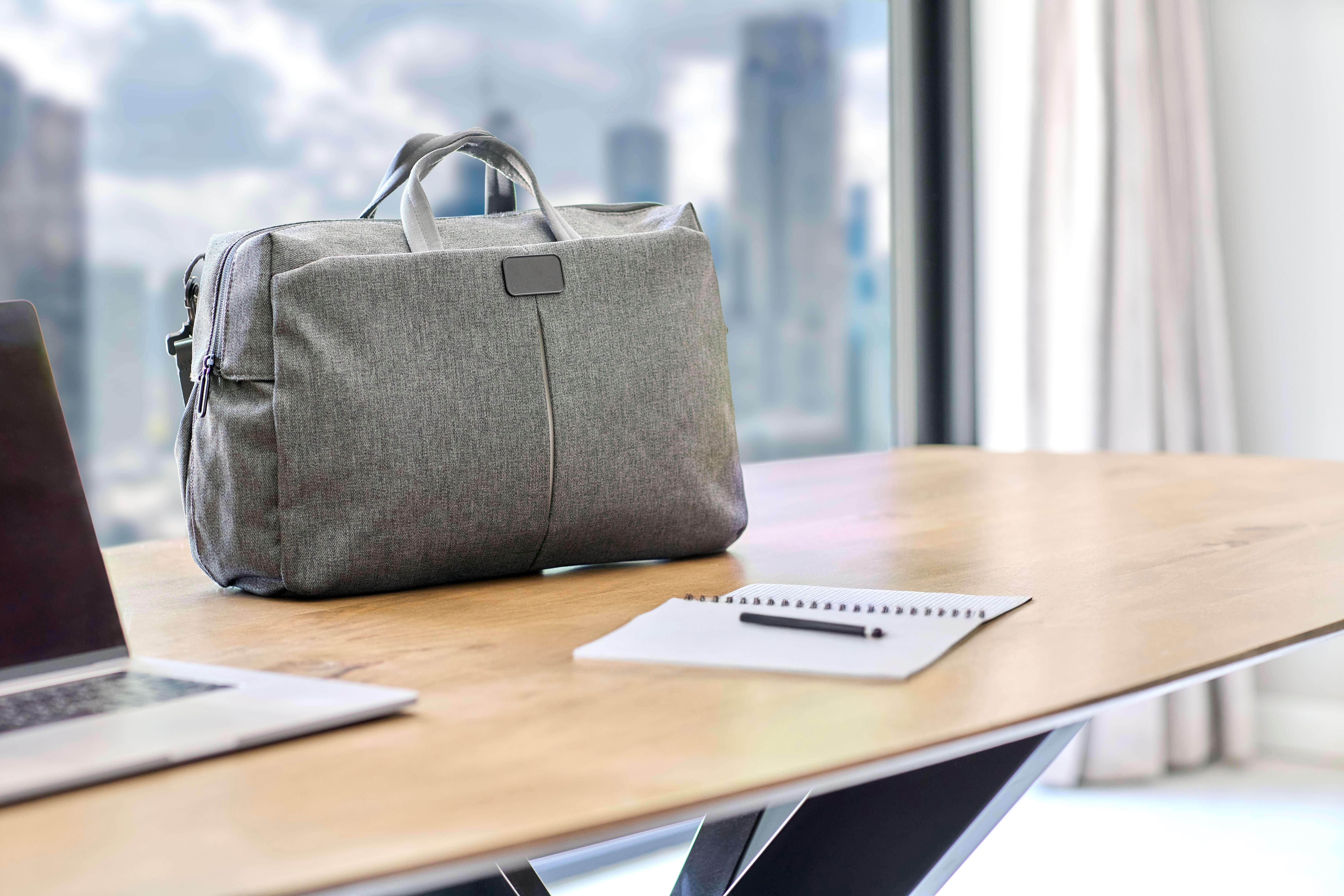 Giving 1233559 9 impr 1344734 Mala para PC BrandCharger Metro - Image 10