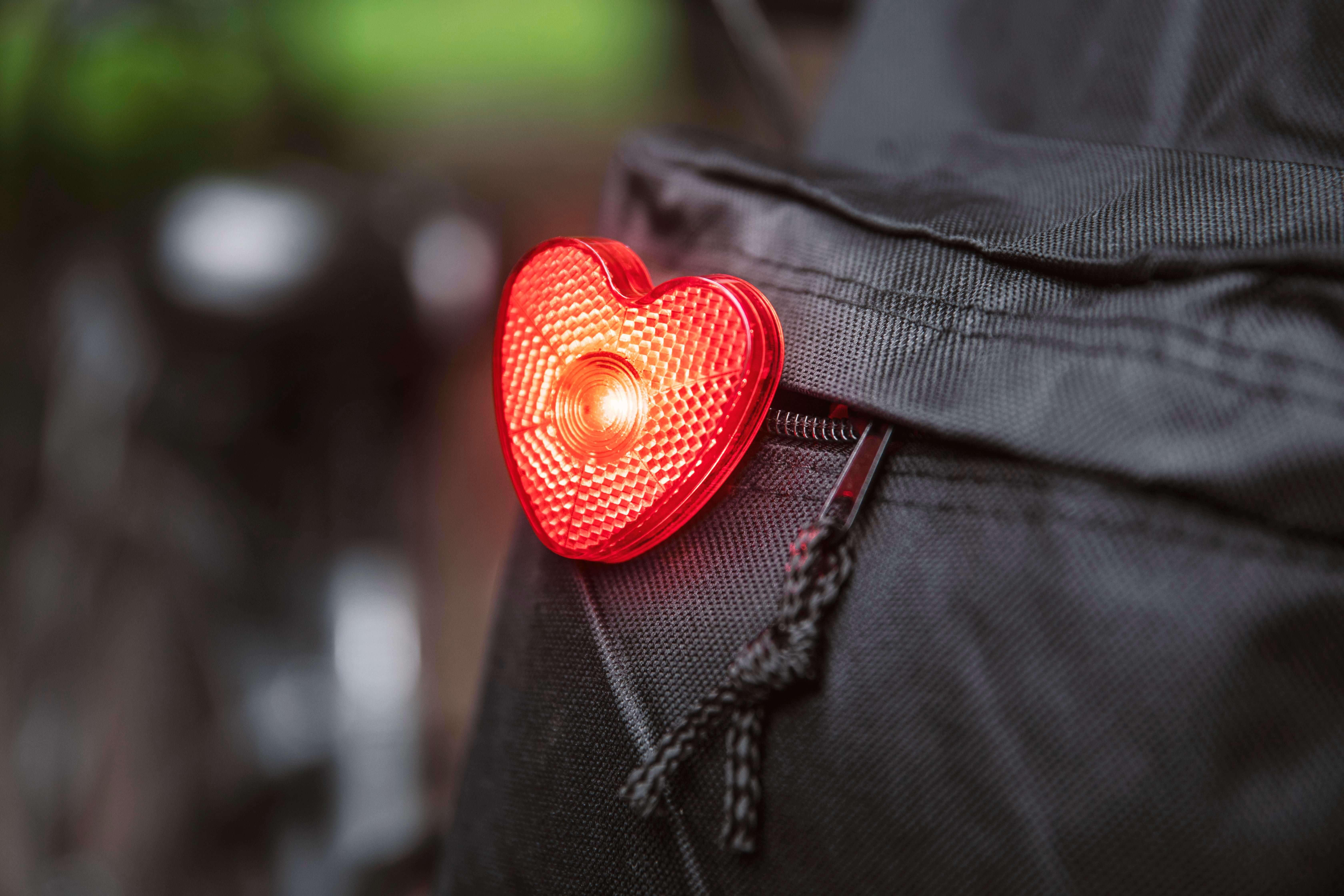 Giving 8105 1 impr 1118997 Luz de segurança ABS Liam - Image 2