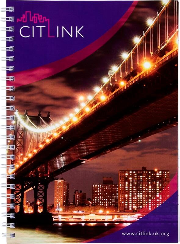 Caderno A5 espiral de arame Desk-Mate®