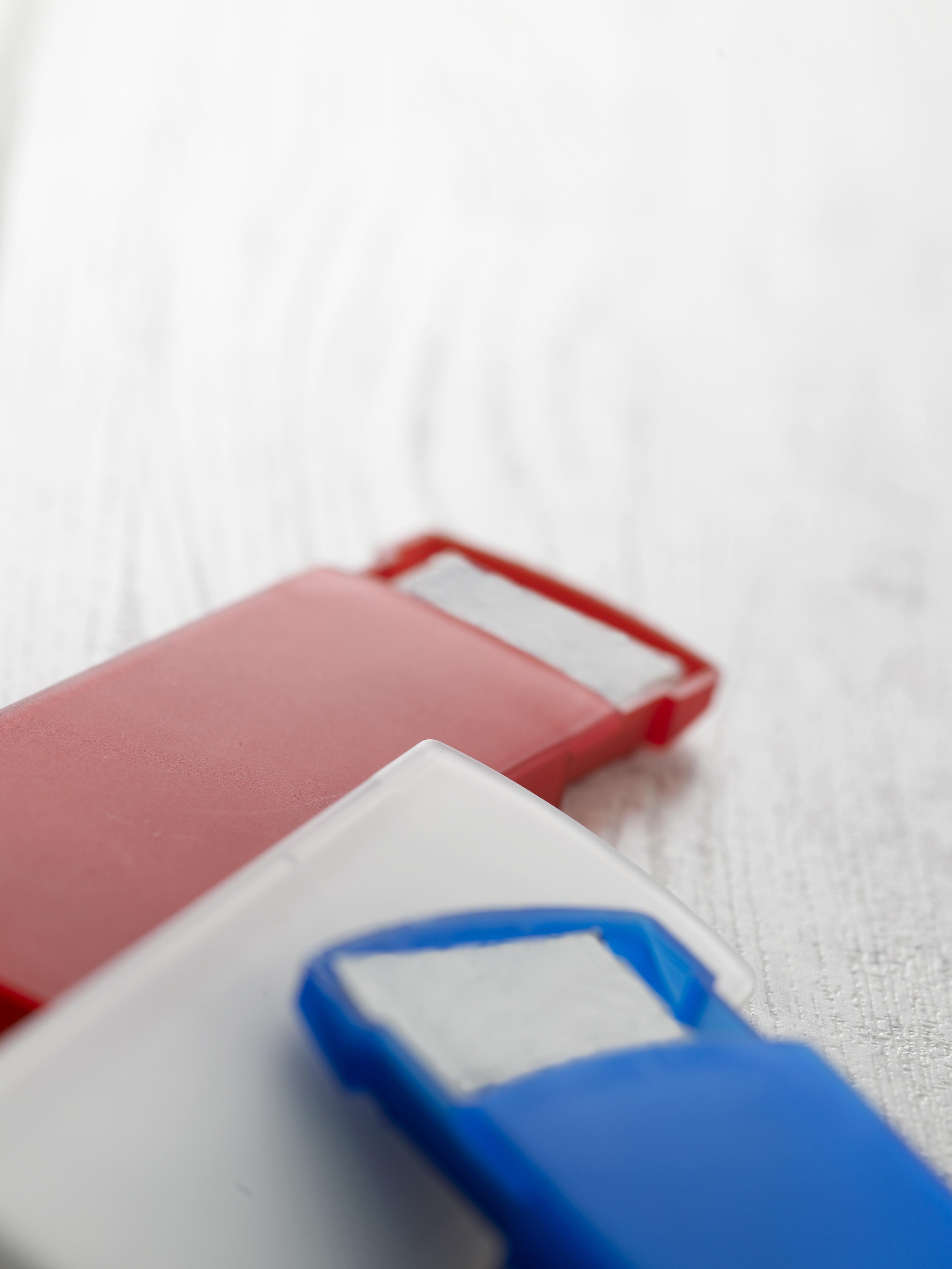 Giving 1020 5 impr 921981 Estojo de plástico com pensos-rápidos Pocket - Image 6