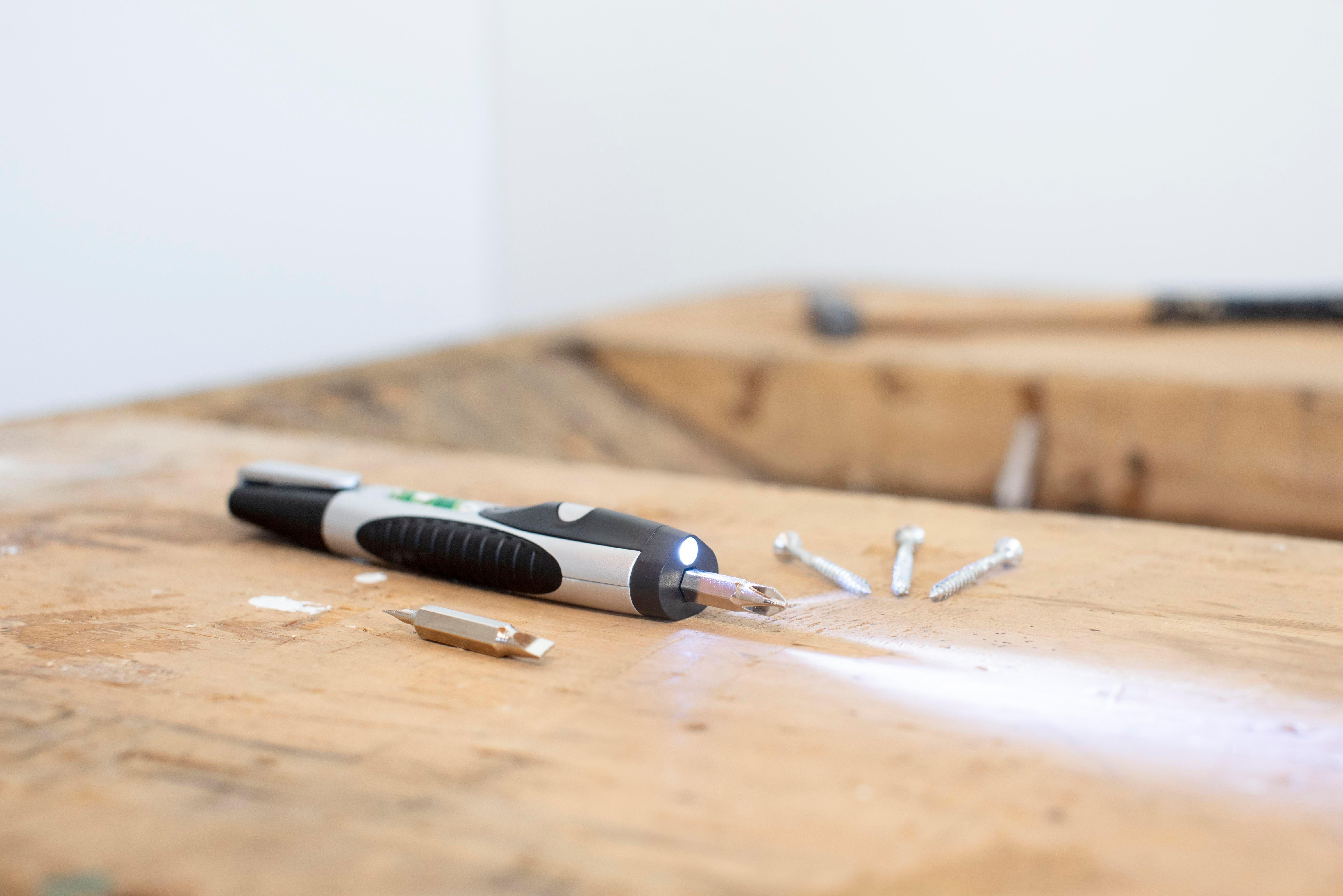 Ferramenta multifuncional ABS Edith