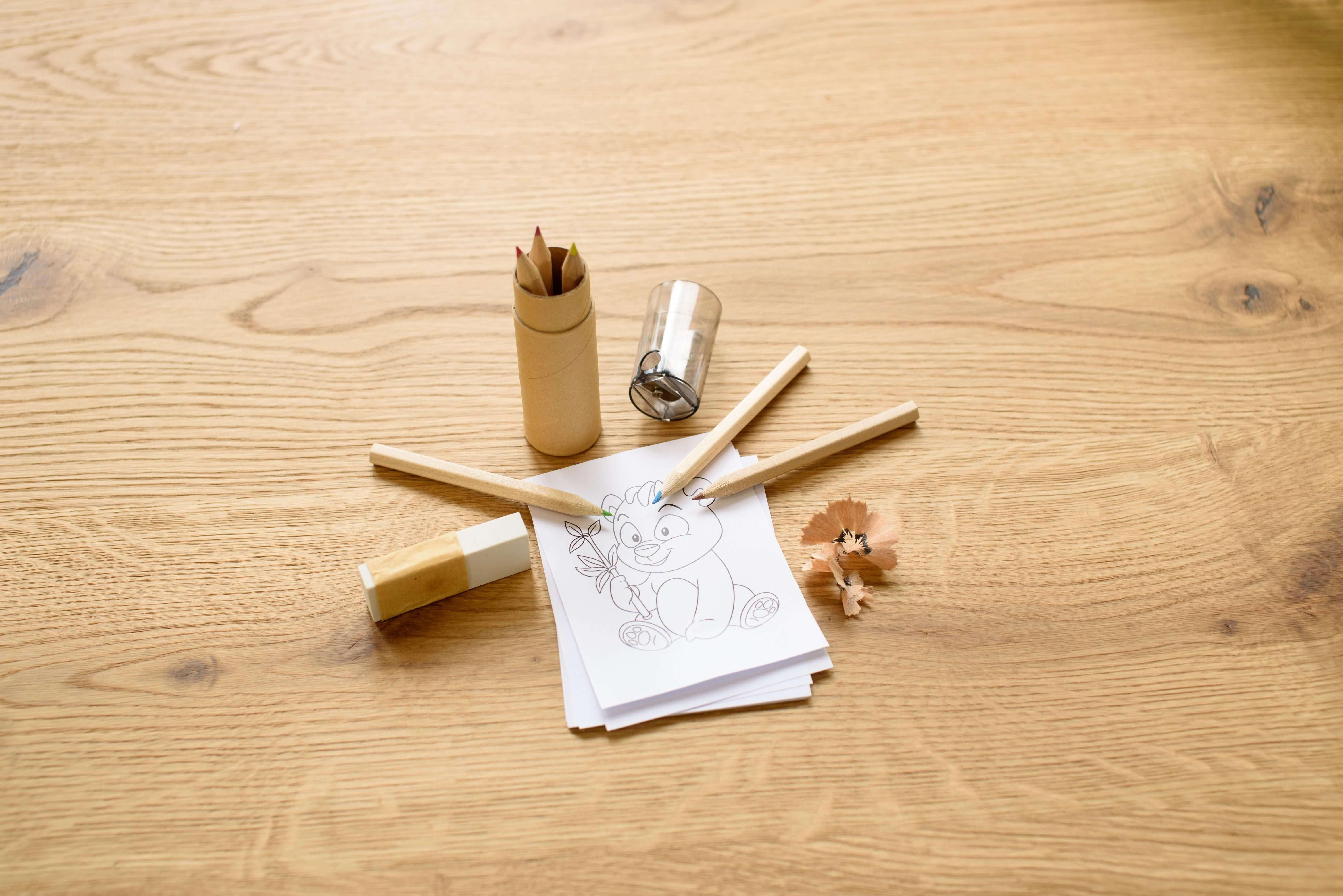 Conjunto de lápis de cor Libbie  Cartão reciclado  6 unidades